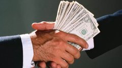 НАЗК розповіло, у яких сферах українці найчастіше стикаються з корупцією