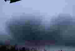 Росія атакувала багатоповерхівку та склади в Луцьку ударними дронами 