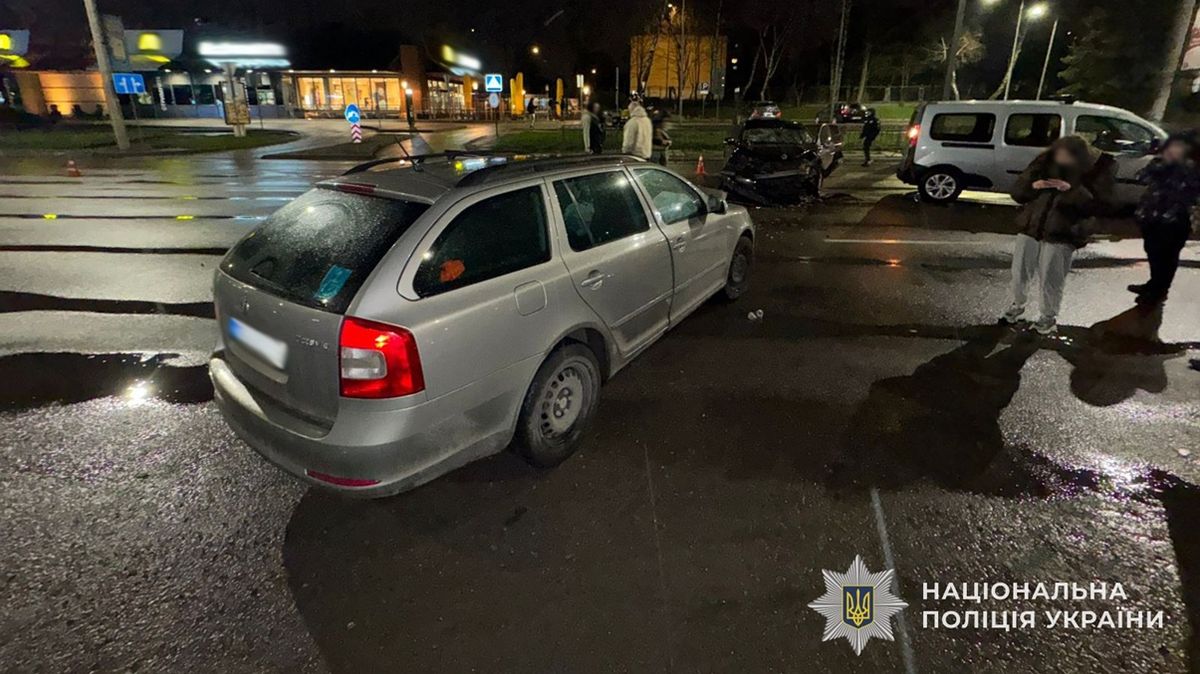 Внаслідок ДТП у Львові постраждали п'ятеро людей