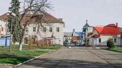 Двоє п’яних прикарпатців побили ветеранів у центрі селища Рожнятів