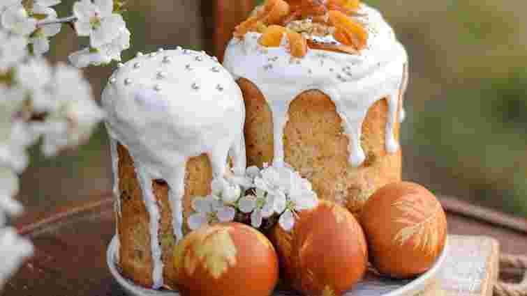 Краще відкласти на інший день: коли заборонено пекти паски до Великодня