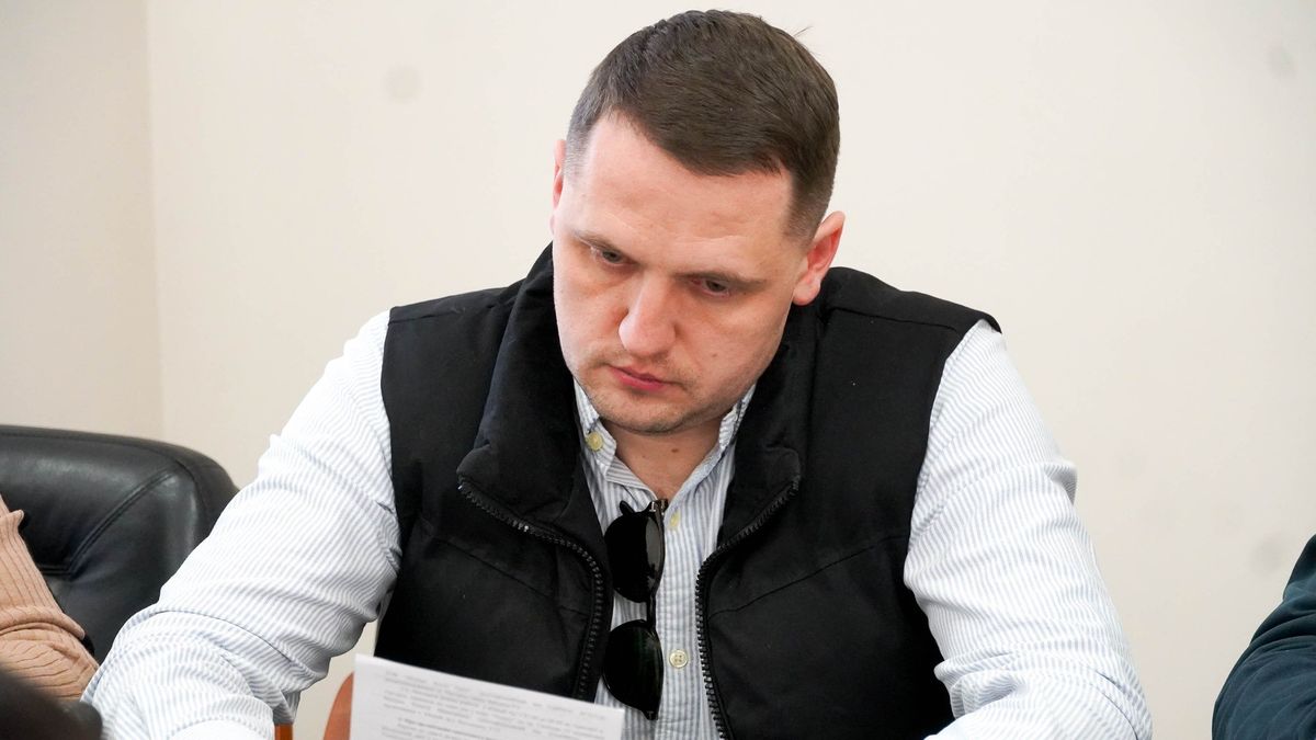 Відомий депутат із Закарпаття Віталій Глагола задекларував два нові електромобілі BMW