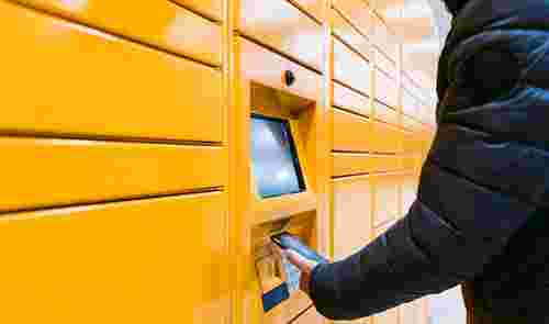 У Львові встановлюватимуть поштомати і банкомати за новими правилами
