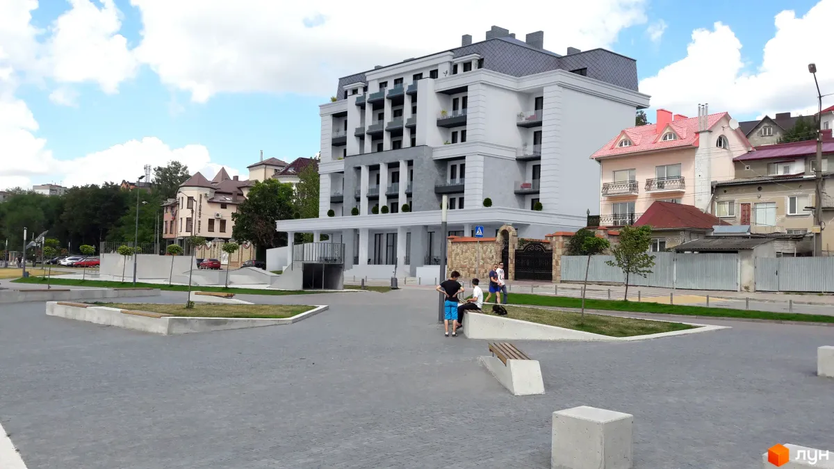 У відомого тернопільського забудовника Володимира Фіголя проводять обшуки