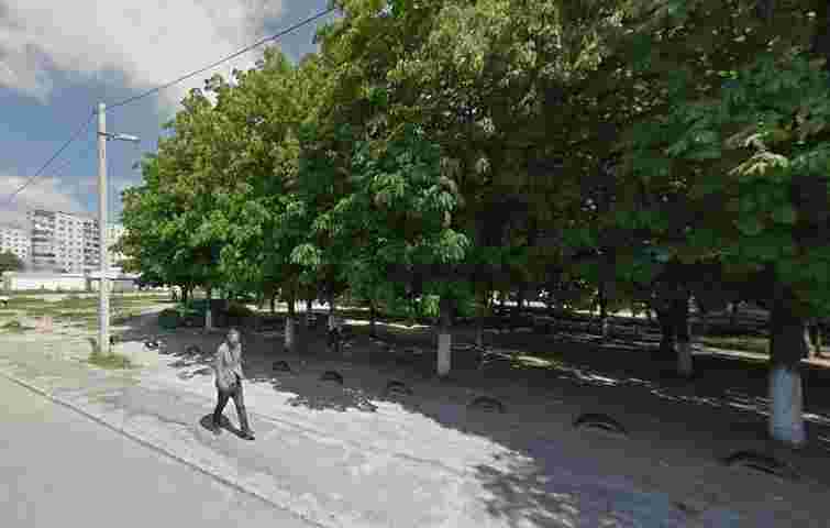 Суд відпустив на волю підозрюваного у трьох спробах зґвалтування на Рясному