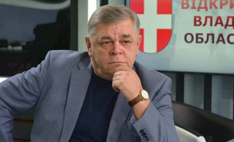 Підозрюваний у хабарництві депутат Волинської облради збільшив доларові заощадження