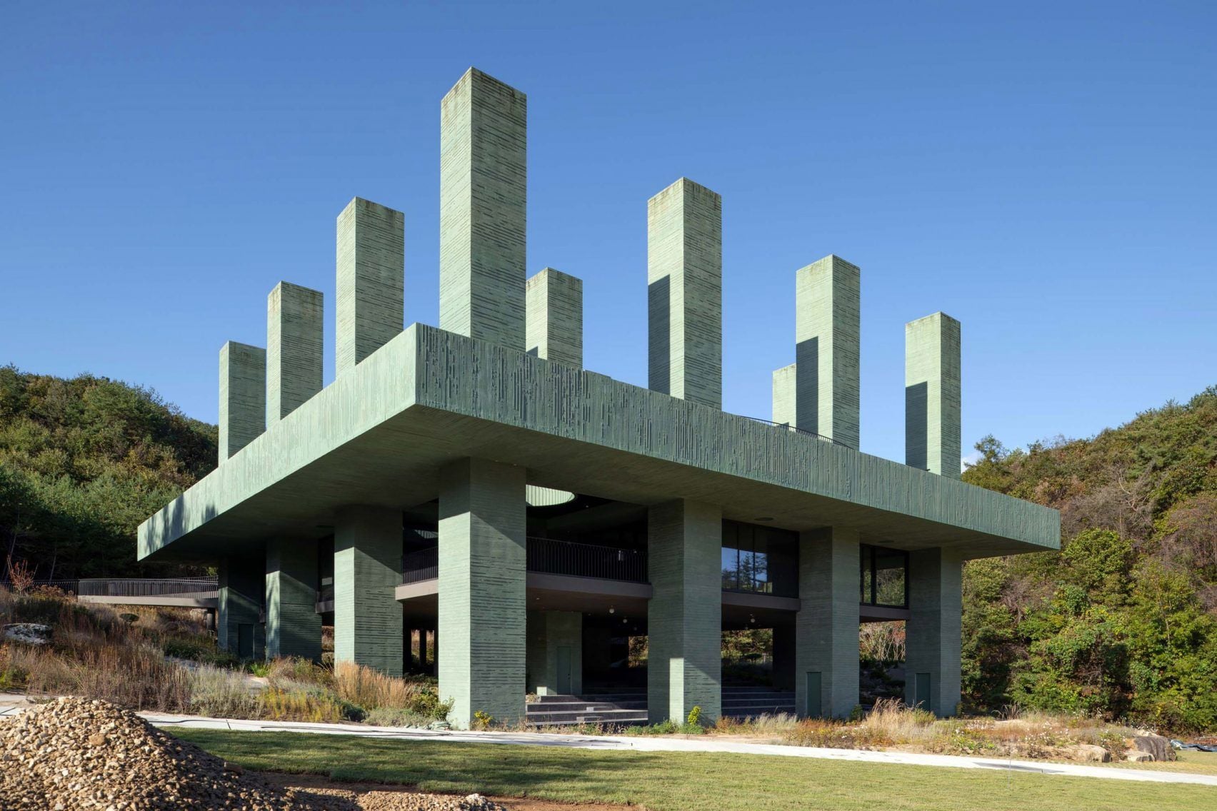 Фото Pezo von Ellrichshausen