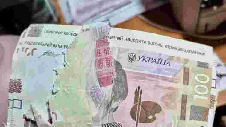 Росіяни скинули на прикордонні громади фейкові купюри з небезпечним QR-кодом