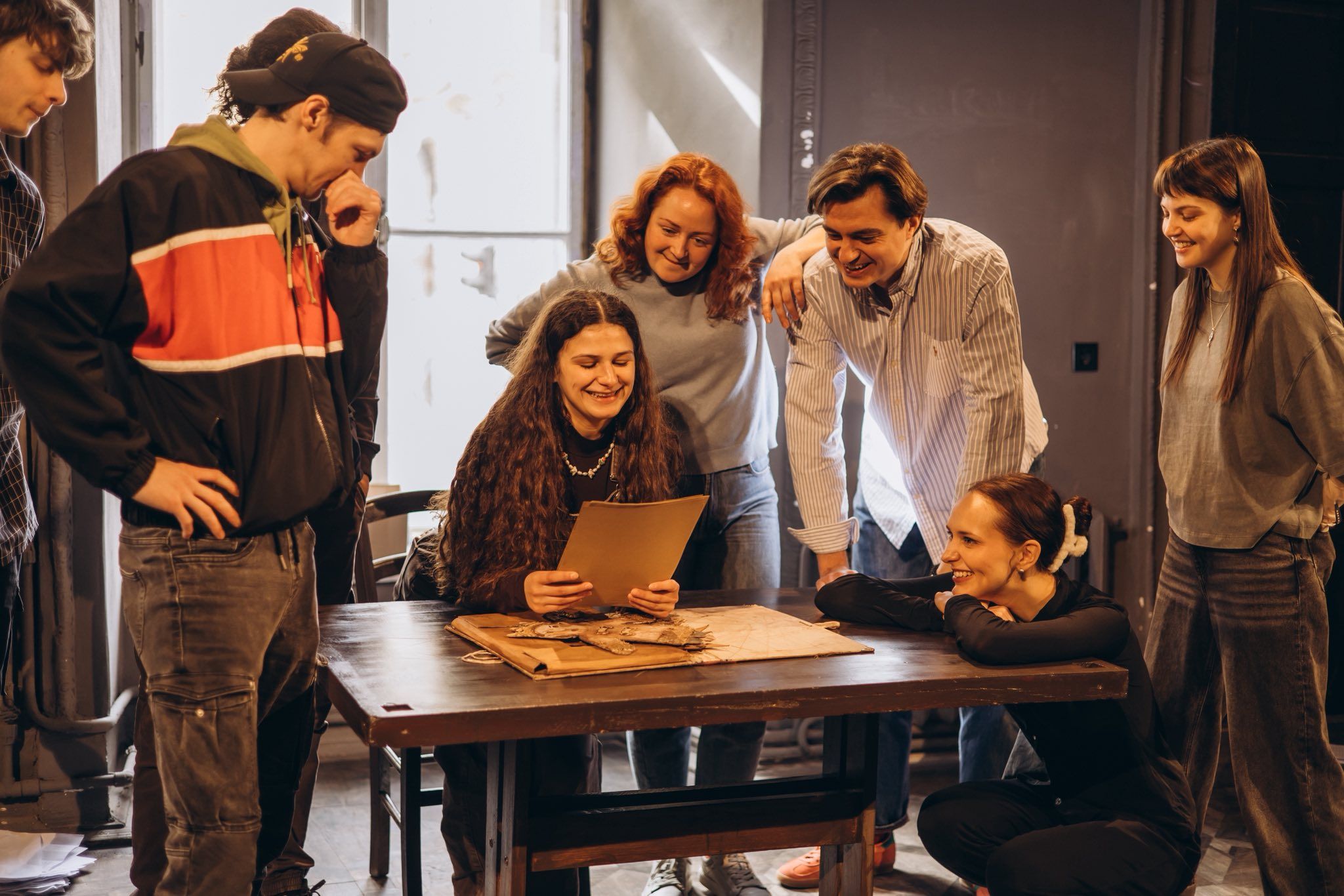 Сцена з вистави «Коляда проти імперії» (фото Світлани Благітко)