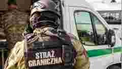 У Польщі затримали двох українців, які везли 12 російських нелегалів