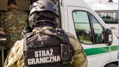 У Польщі затримали двох українців, які везли 12 російських нелегалів