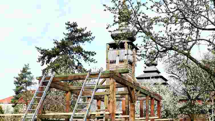 В Ужгород перевезли унікальну німецьку каплицю XIX століття