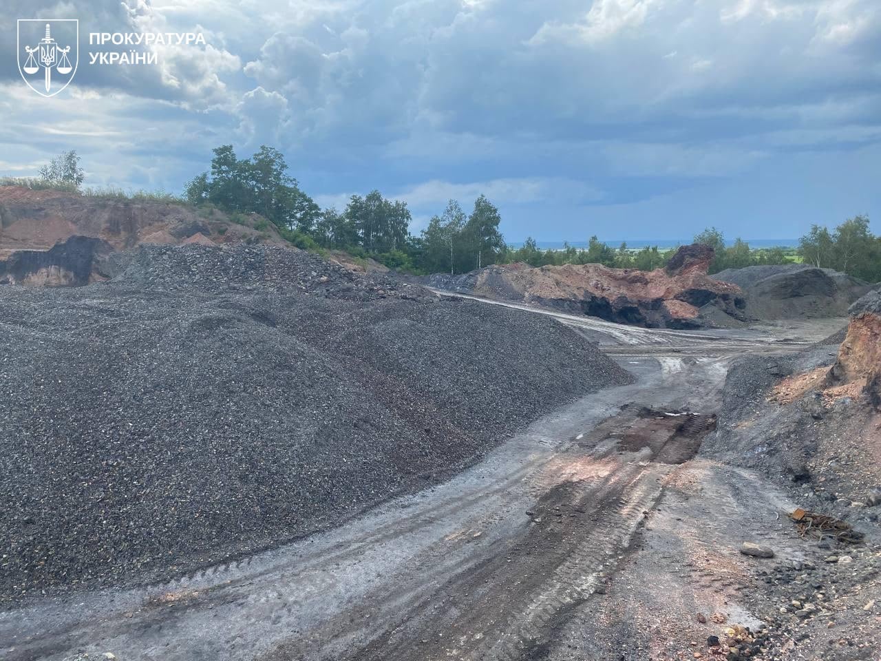 Правоохоронці провели обшуки у трьох областях України( (фото Руслана Кравченка)