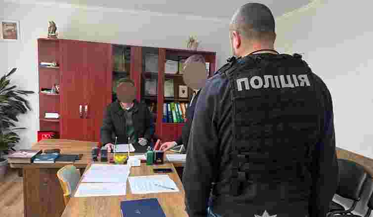 Директора лікарні на Тернопільщині підозрюють у виготовленні фіктивних довідок для ухилянтів