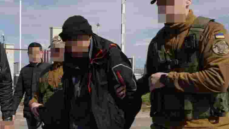 Україна передала Азербайджану колишнього вчителя англійської, який воював проти ЗСУ