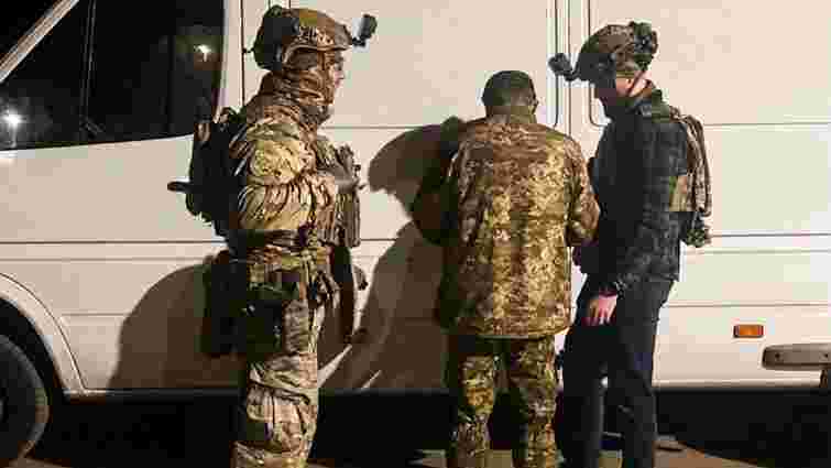 У центрі Рівного військовий в СЗЧ погрожував підірвати дві гранати 