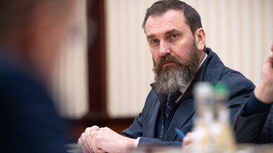 Зарплата міністра освіти Оксена Лісового торік зросла на 500 тис. грн