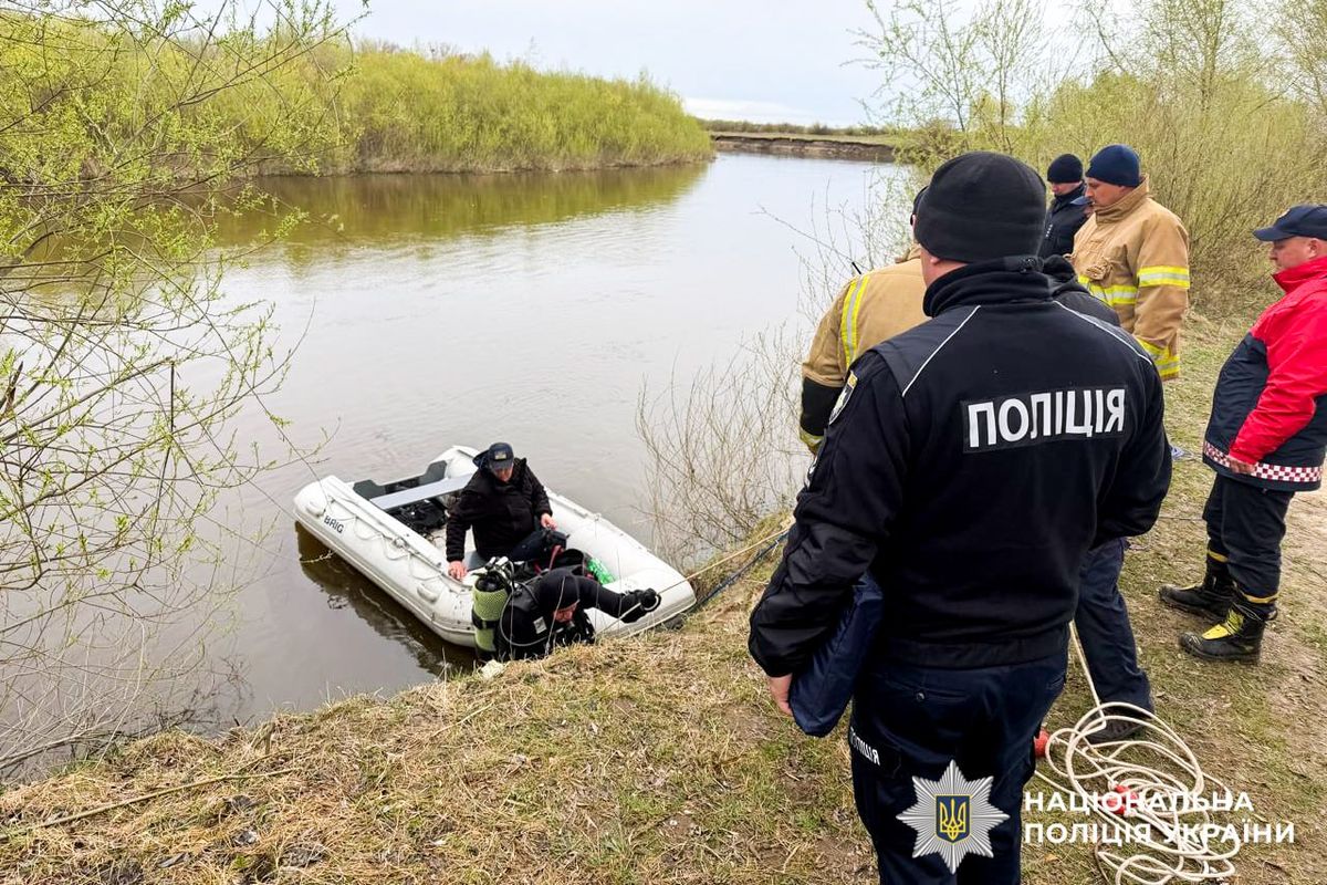 Поліція знайшла у річці на Рівненщині тіло 3-річного хлопчика, його брата шукають