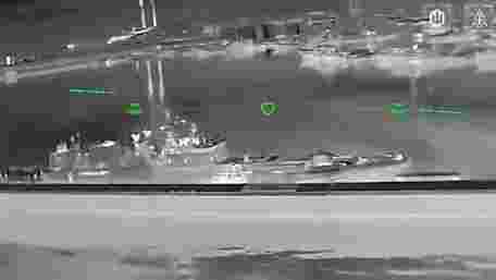 Українські дрони уразили в порту Новоросійська флагманський фрегат росіян