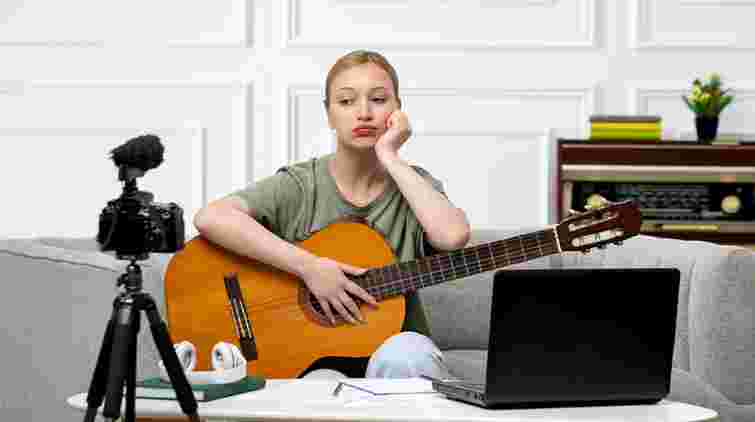 Відповідь шукайте у новому правописі: правильно писати «хобі», «хоббі» чи «гобі»