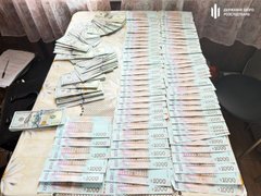 На Вінниччині викрили посадовця ТЦК, який за 3 тис. доларів знімав ухилянтів з розшуку