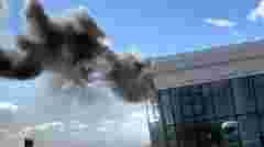 На в’їзді в Ужгород загорівся недобудований автосалон