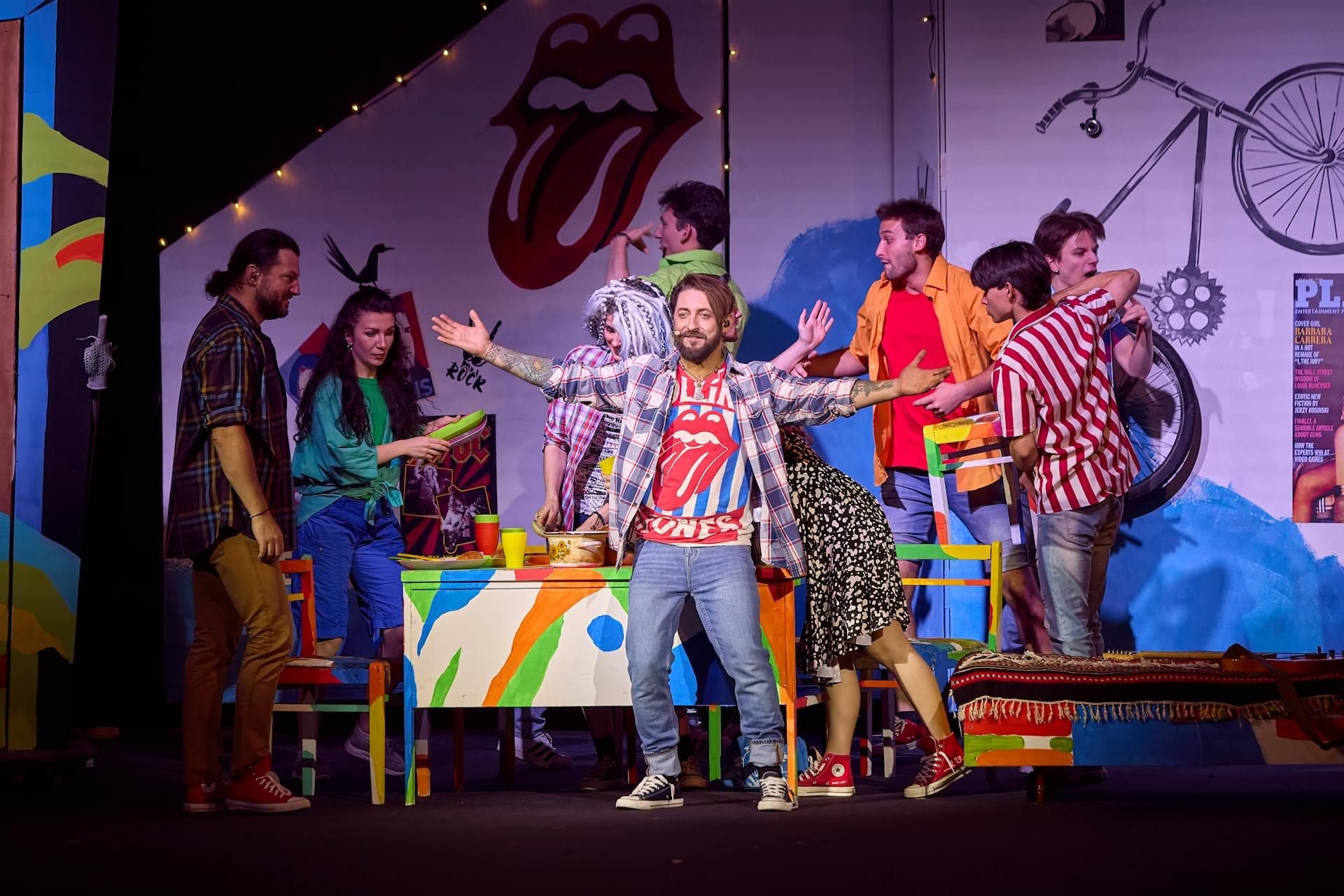 Сцена з вистави «Патріот»