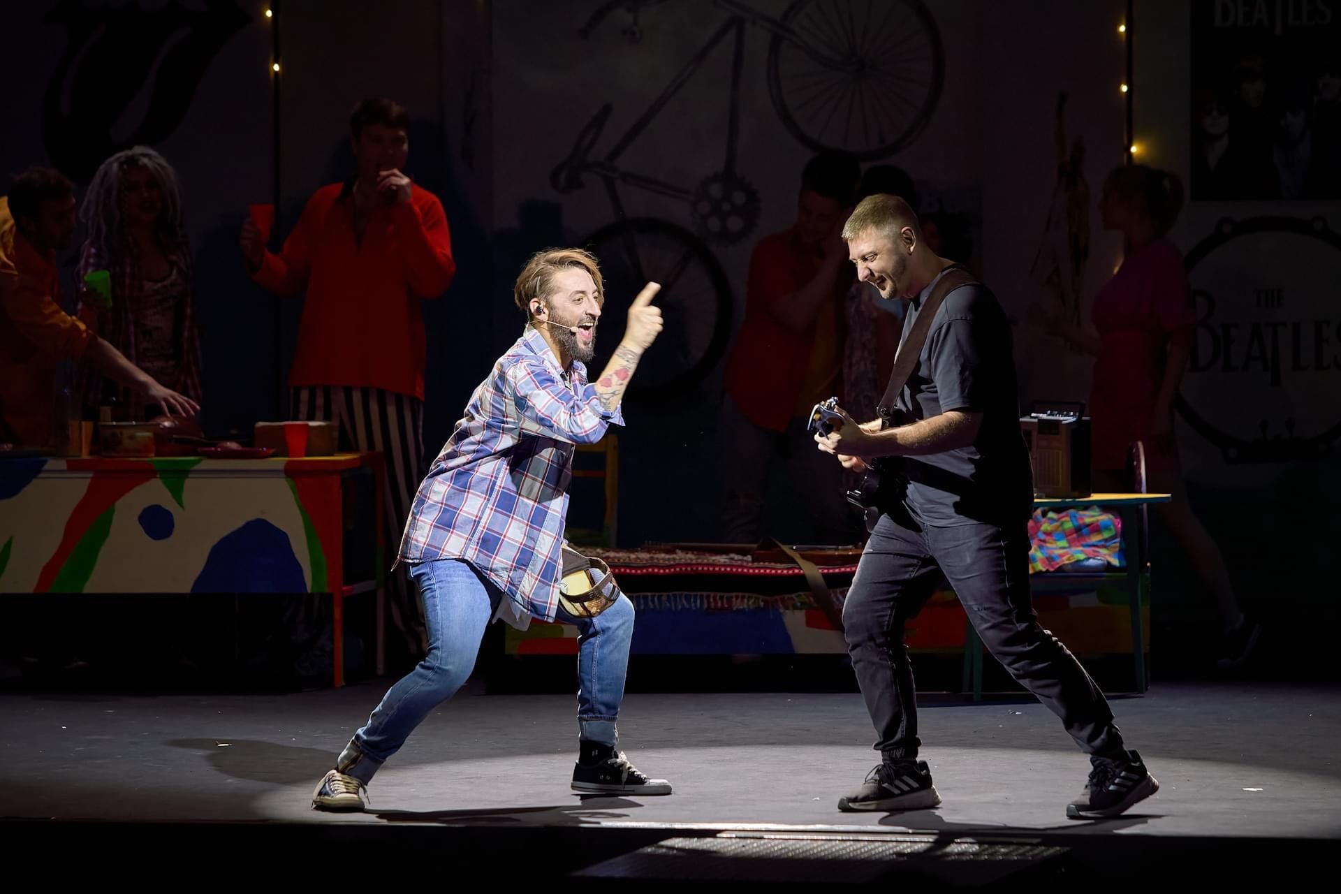 Сцена з вистави «Патріот»