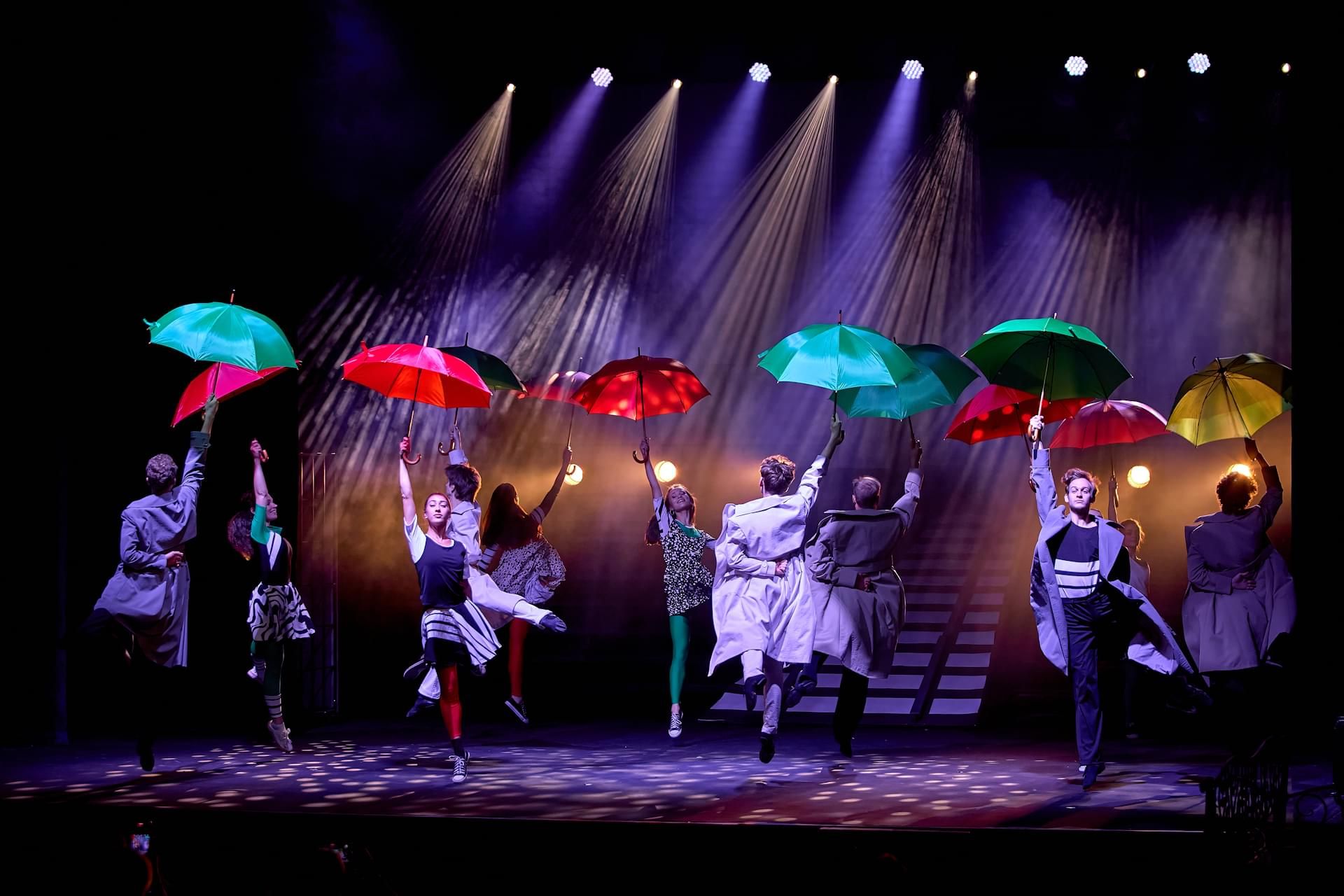 Сцена з вистави «Патріот»