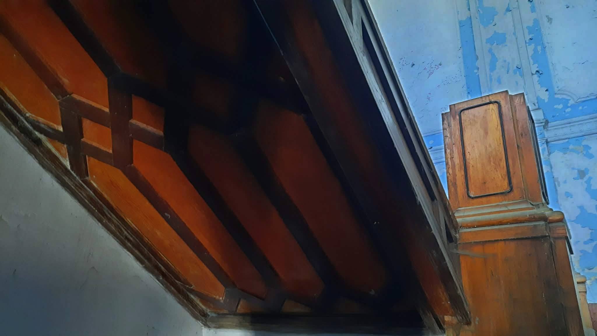 Дерев’яні сходи