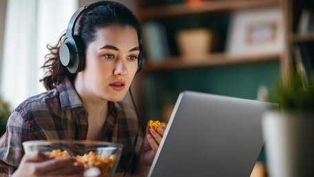 Один із найнесподіваніших фільмів 2026 року: нова робота Сема Реймі вже на SWEET.TV