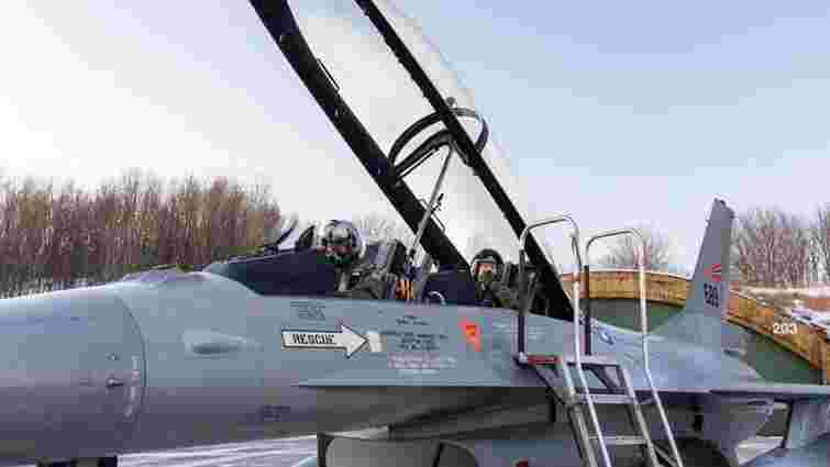 Україна досі не отримала обіцяні F-16 від Норвегії