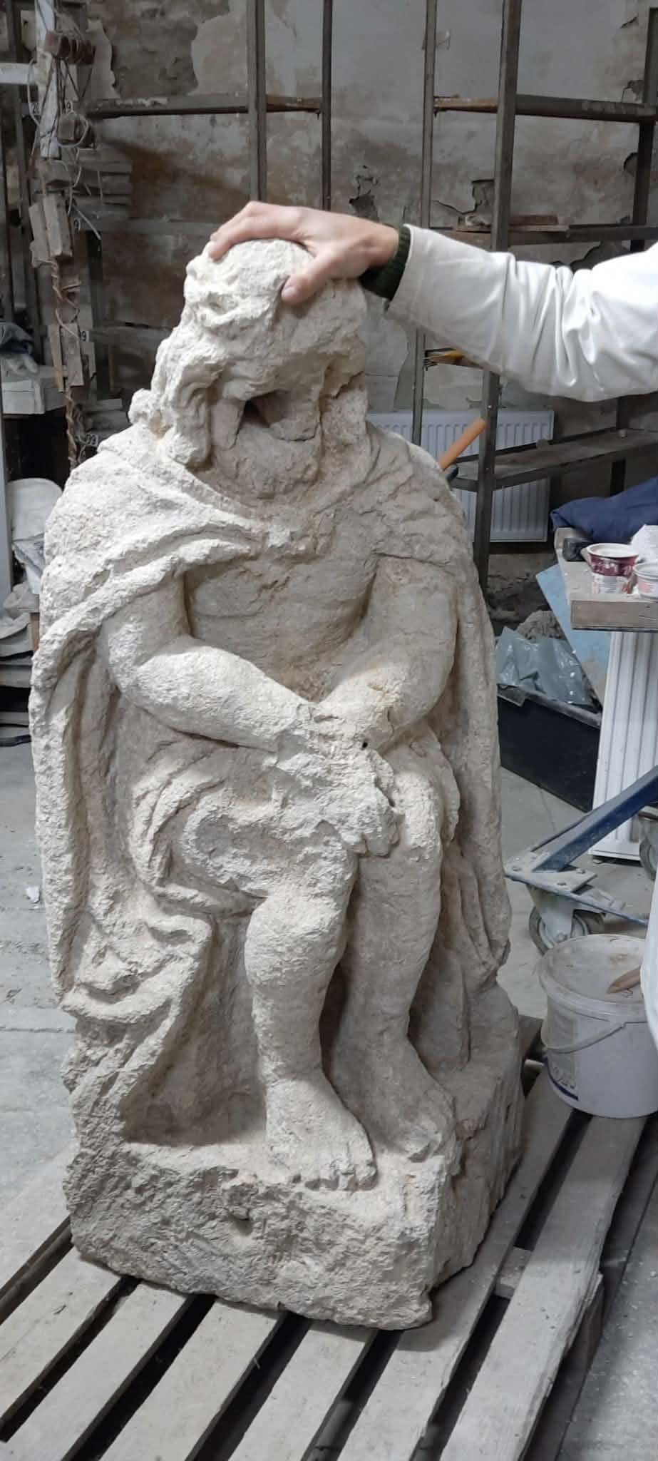 Скульптуру з Нижанковичів зараз реставрують (фото ZAXID.NET)