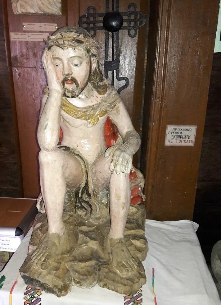 Фігура з церкви Святого Духа XVI ст. в Рогатині