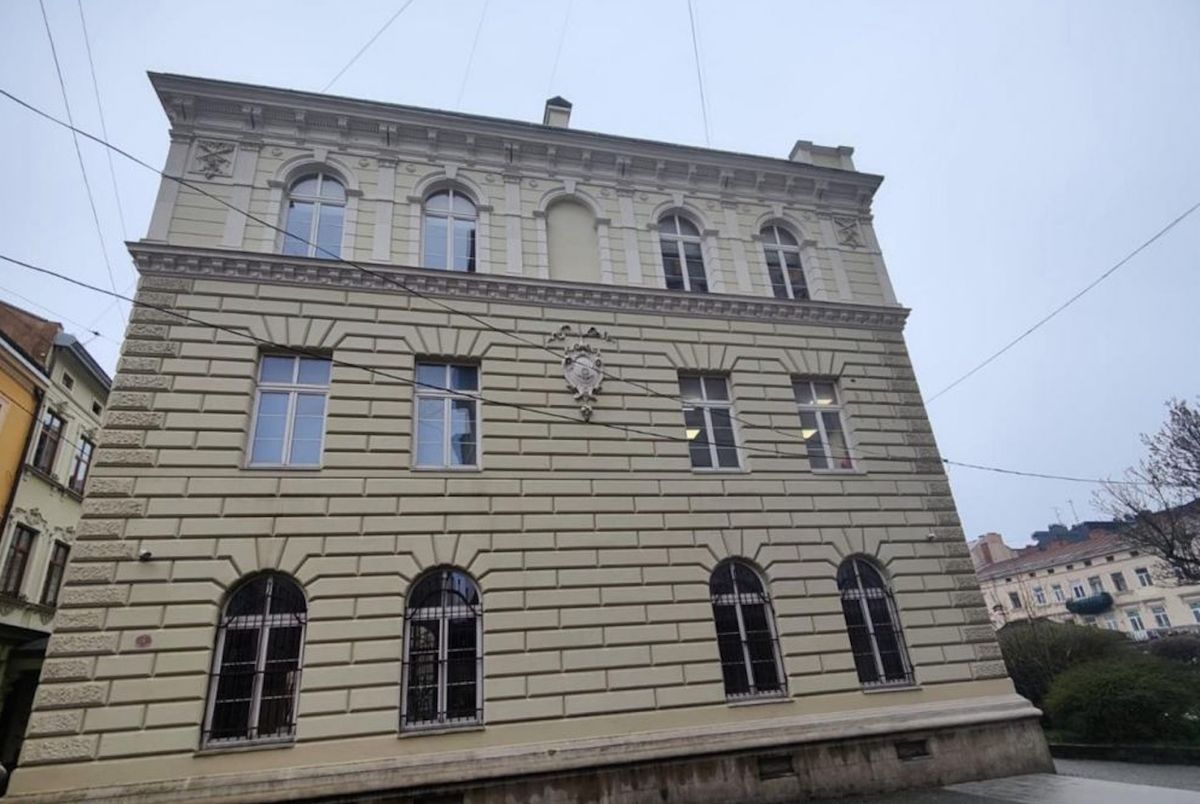 Приватизований Зіновієм Козицьким будинок у центрі Львова повернули державі