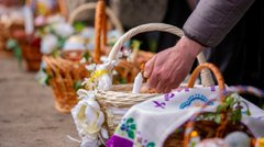 Розклад Великодніх богослужінь у церквах Ужгорода та Мукачева