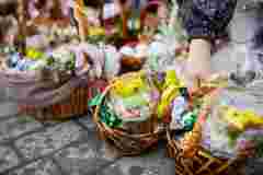 Розклад богослужінь у церквах Івано-Франківська на Велику суботу і Великдень