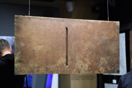 Виставка «За межею» презентує роботи художників-військовослужбовців