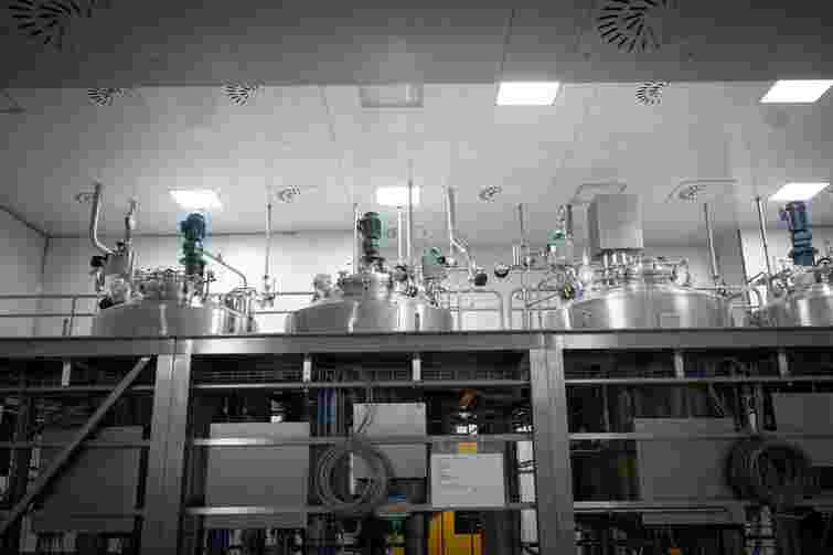 На Закарпатті готують до запуску один із найбільших фармзаводів у Європі