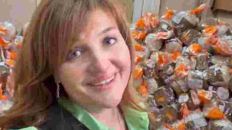 Депутатка Київради роздавала пенсіонерам паски та називала їх «кулічами»