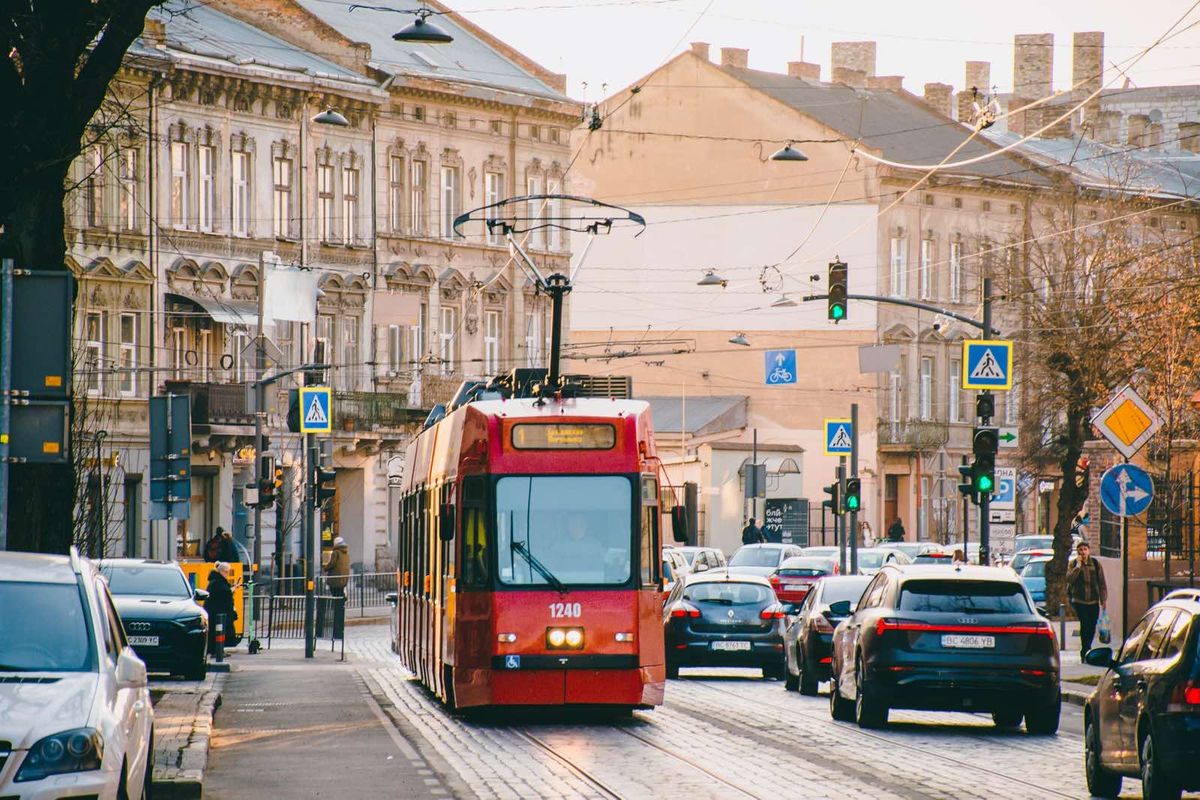 У Львові розрахували нову вартість абонемента на проїзд у транспорті