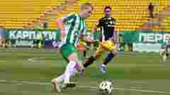 «Карпати» у матчі з двома вилученнями здобули четверту перемогу поспіль в УПЛ
