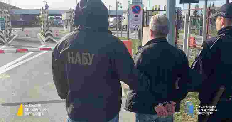 Україна екстрадувала підприємця, який завдав 3,4 млн грн збитків державі під час закупівлі зерна