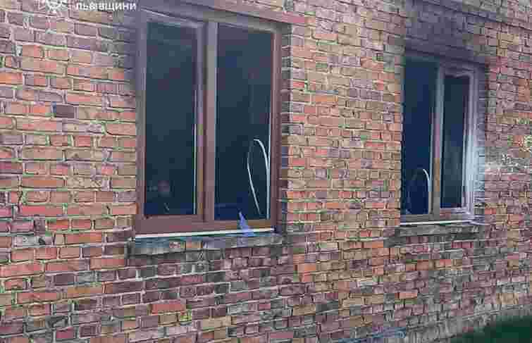 Літнє подружжя загинуло через пожежу в приватному будинку поблизу Львова