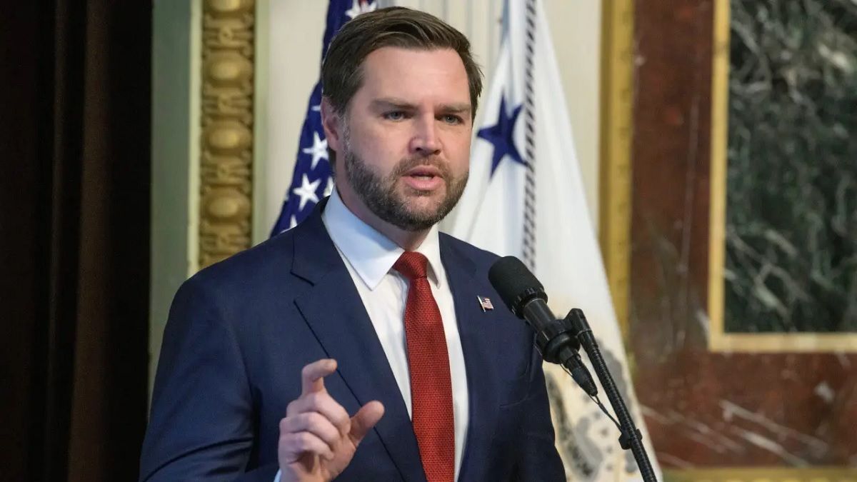 Венс назвав досягненням припинення фінансування війни в Україні з боку США 