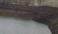 Суд арештував приватизовану 26 років тому ділянку зі ставами на Старосамбірщині