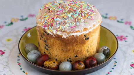 Збережете свіжою надовго: як правильно заморозити паску