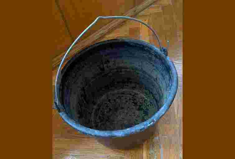 Конфісковане у тернополянина відро продали на аукціоні за 51 грн