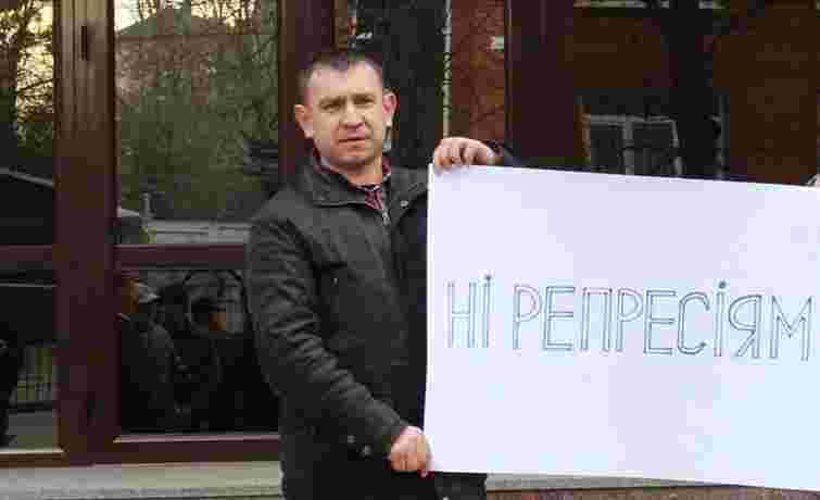 Хмельницький активіст отримав майже три роки тюрми за вимагання хабаря та дебош у суді