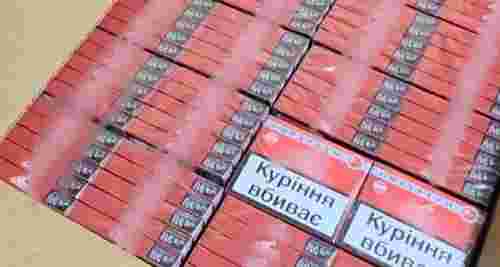 Біля кордону на Львівщині викрили склад з контрафактними горілкою та сигаретами на 13 млн грн